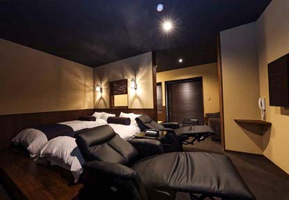 ベッドルームは、心からくつろげる上質な空間。